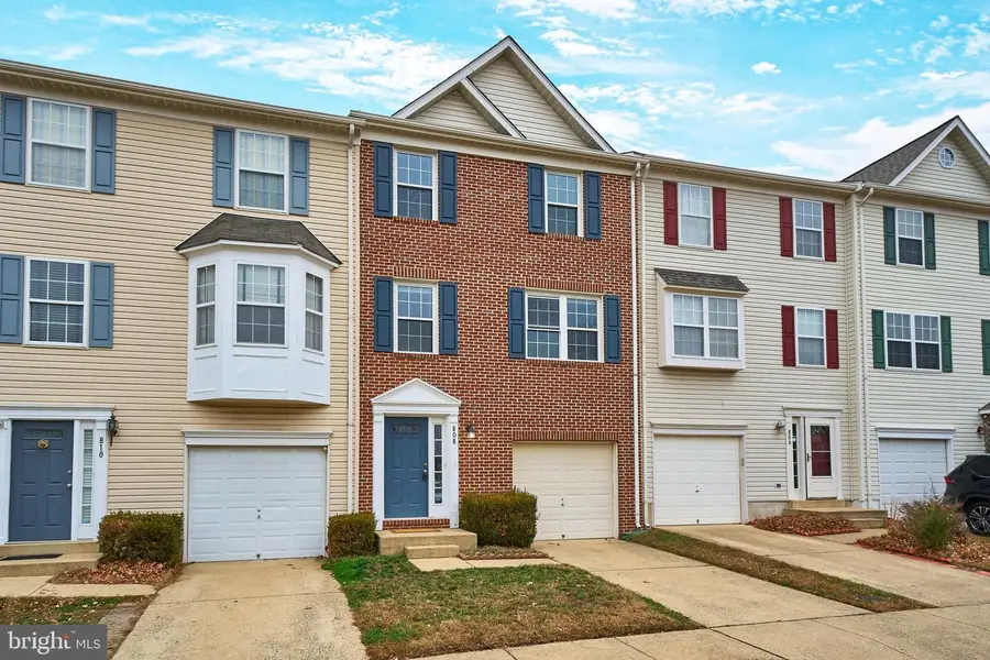 808 Vanderbilt Ter Se, Leesburg, VA 20175 - Image #2