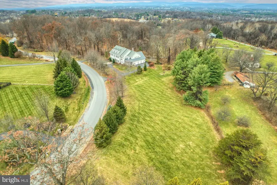 40398 Beacon Hill Dr, Leesburg, VA 20176 - Image #3