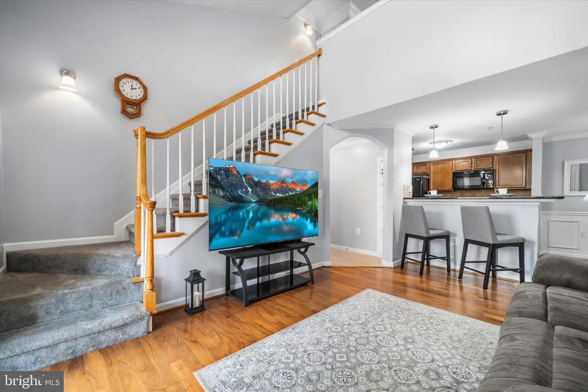 514 Sunset View Ter Se #402, Leesburg, VA 20175 - Image #1