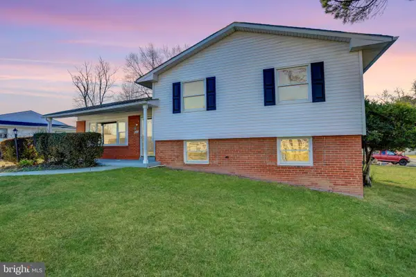 600 E Poplar Rd, STERLING, VA 20164