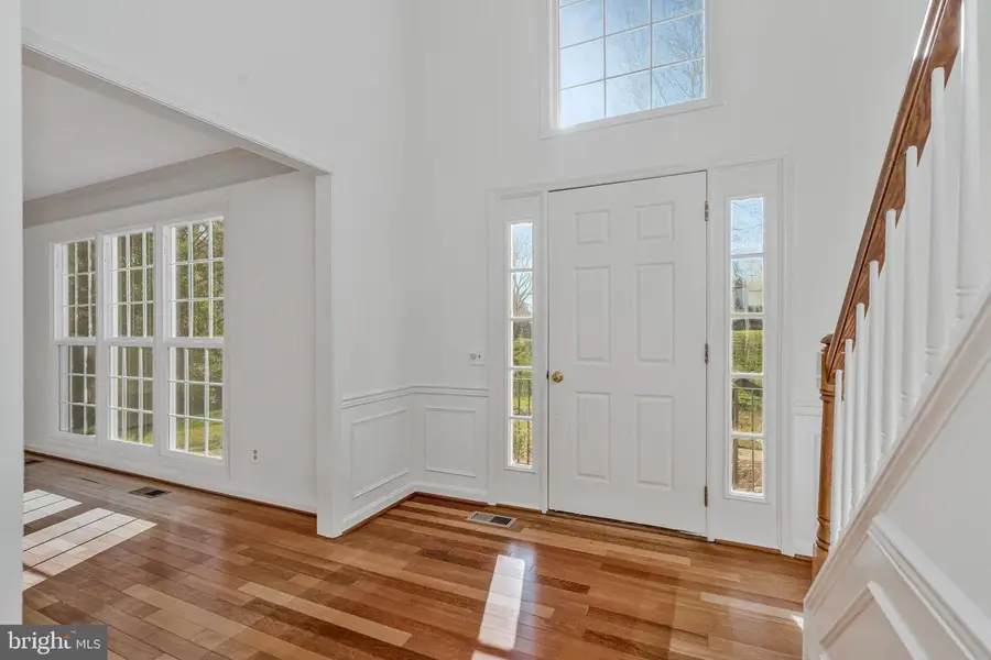 714 Clairmont Ct Ne, Leesburg, VA 20176 - Image #2