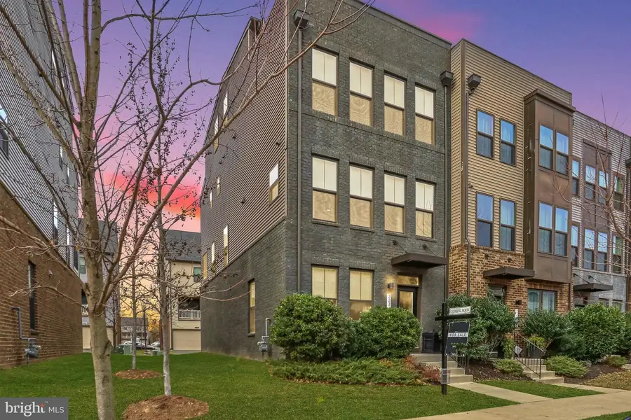 22315 Tees Ter, Ashburn, VA 20148 - Image #2