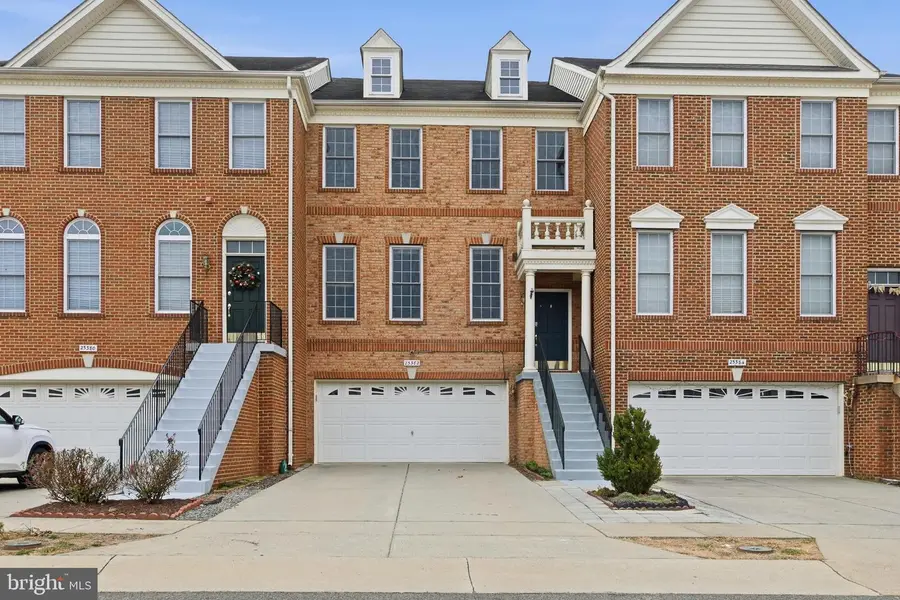 25382 Whippoorwill Ter, Chantilly, VA 20152 - Image #3