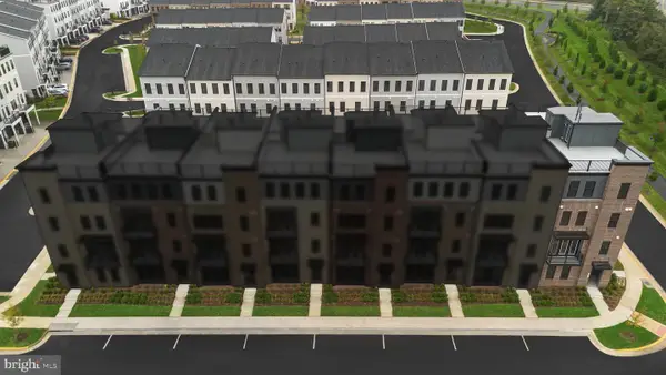 21823 Beckhorn Station Ter, BROADLANDS, VA 20148