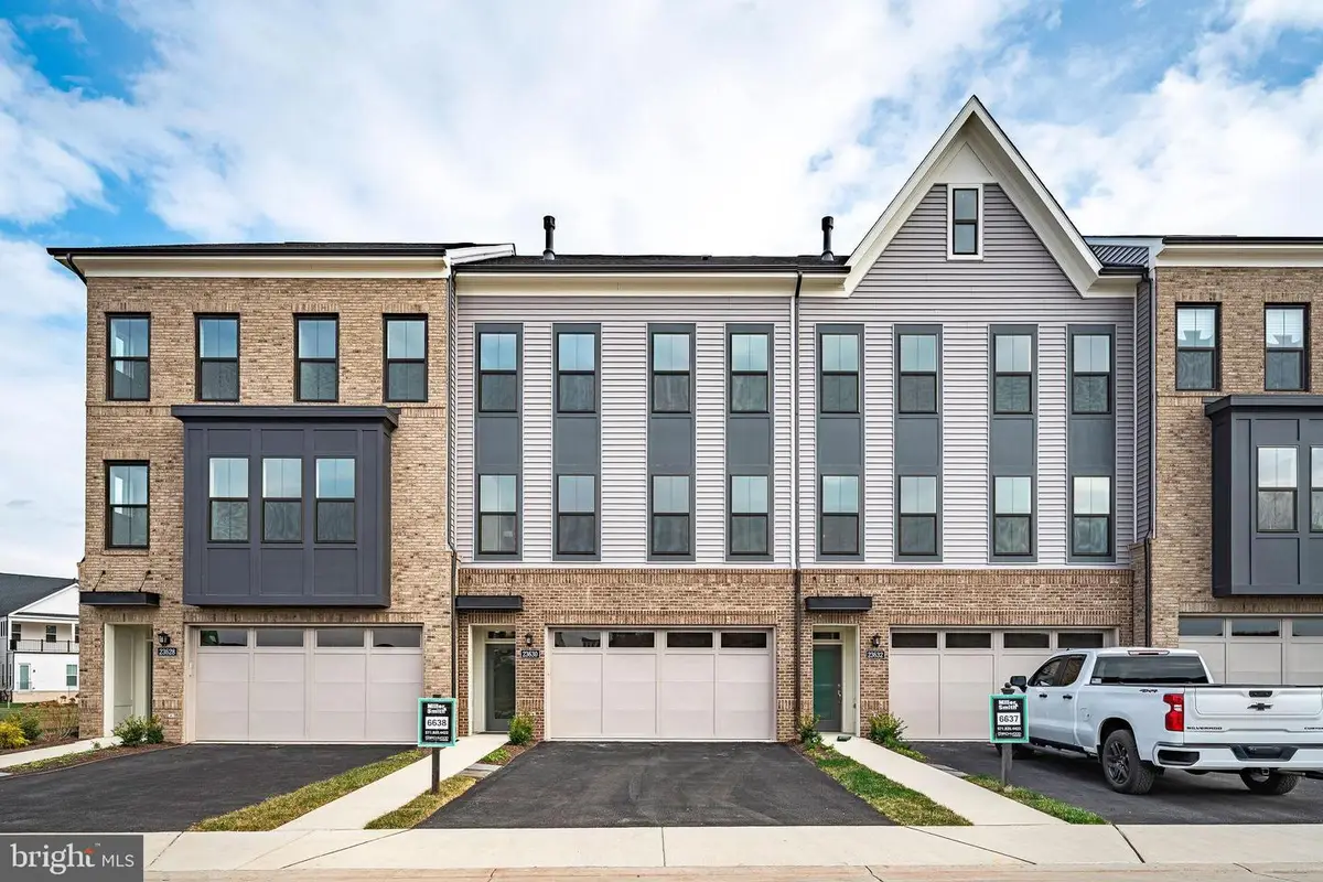 23630 Winterday Dr, Ashburn, VA 20148 - Image #1