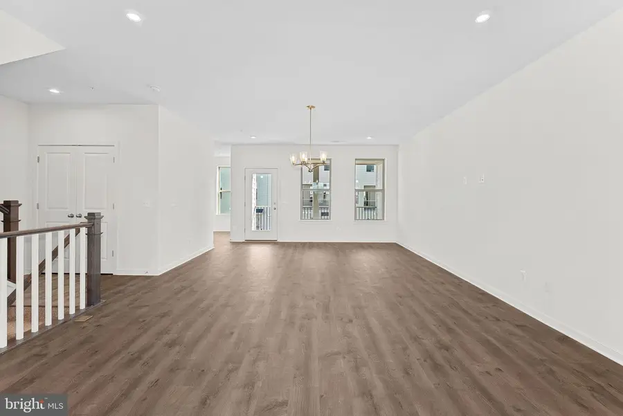 19717 Misty Moss Sq #1, Ashburn, VA 20147 - Image #3