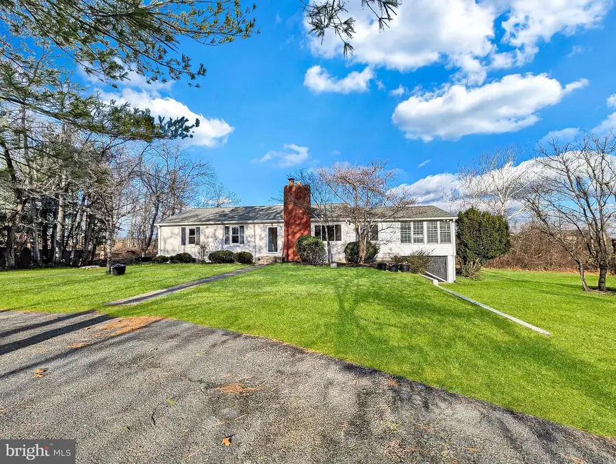 14370 Newvalley Church Rd, Leesburg, VA 20176 - Image #2