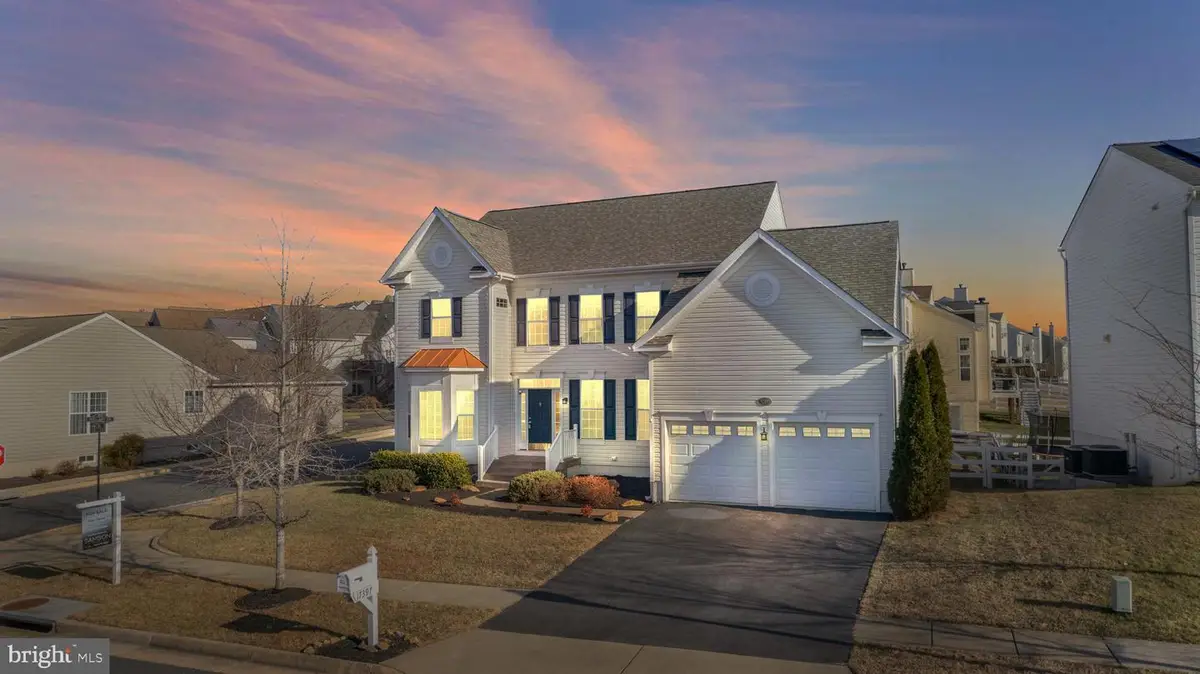 17397 Tedler Cir, Round Hill, VA 20141 - #1