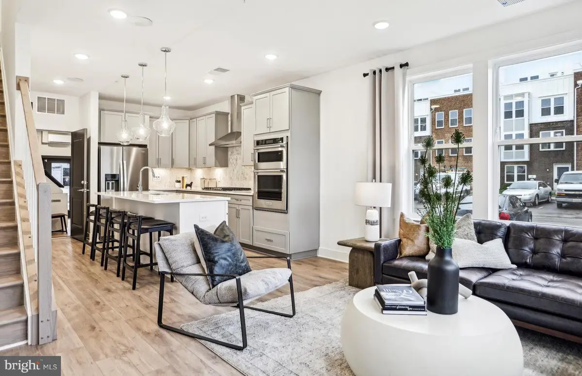 19808 Lavender Dust Sq, Ashburn, VA 20147 - Image #1