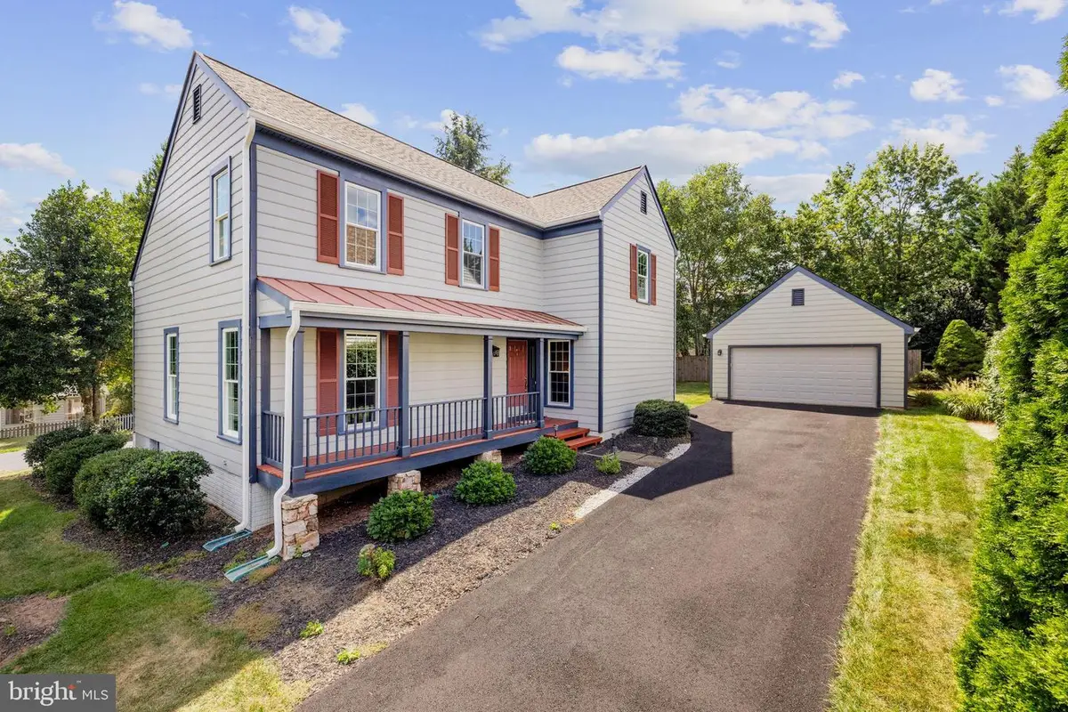 15 Linden Hill Way Sw, Leesburg, VA 20175 - Image #1