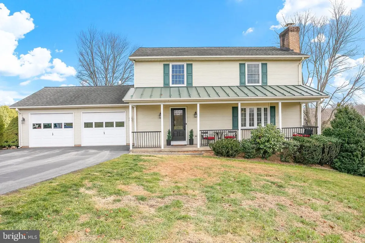 11946 Ropp Ln, Lovettsville, VA 20180 - Image #1