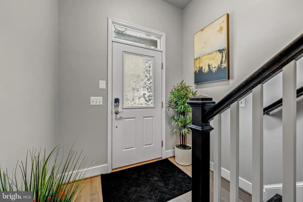 43917 Maritime Song Ter, Leesburg, VA 20176 - Image #1