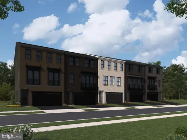 42151 Stone Press Ter, ASHBURN, VA 20148