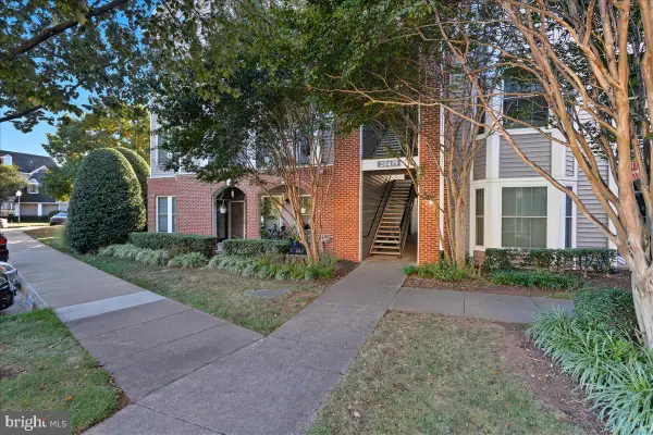 20419 Riverbend Sq #301, STERLING, VA 20165