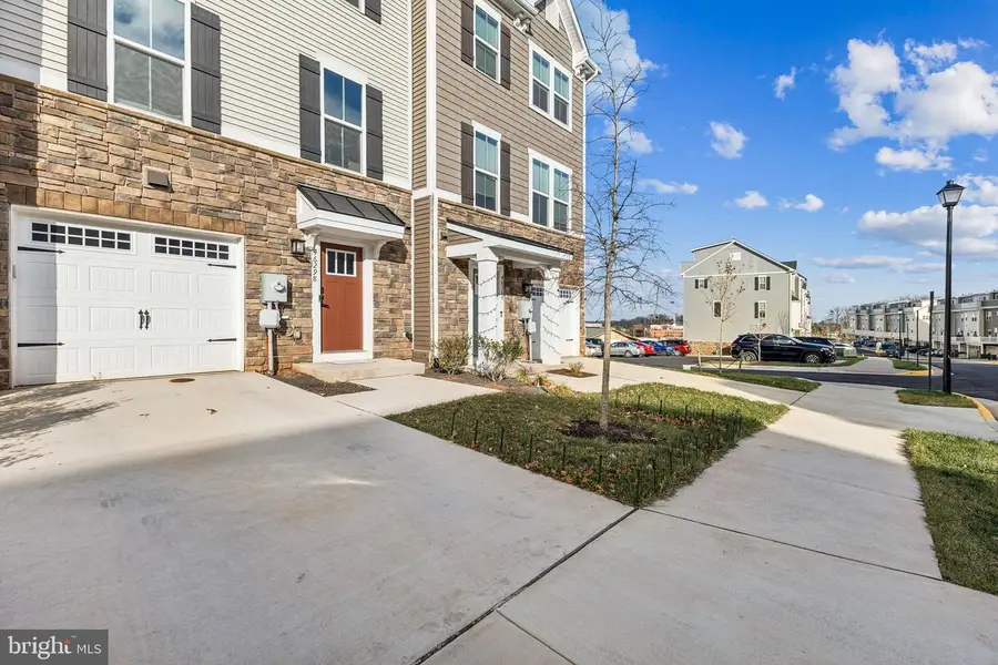 46298 Mount Kellogg Ter, Sterling, VA 20164 - Image #2
