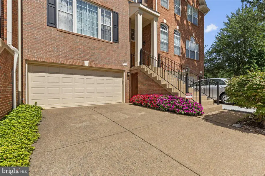 46134 Brisbane Sq, Potomac Falls, VA 20165 - Image #3