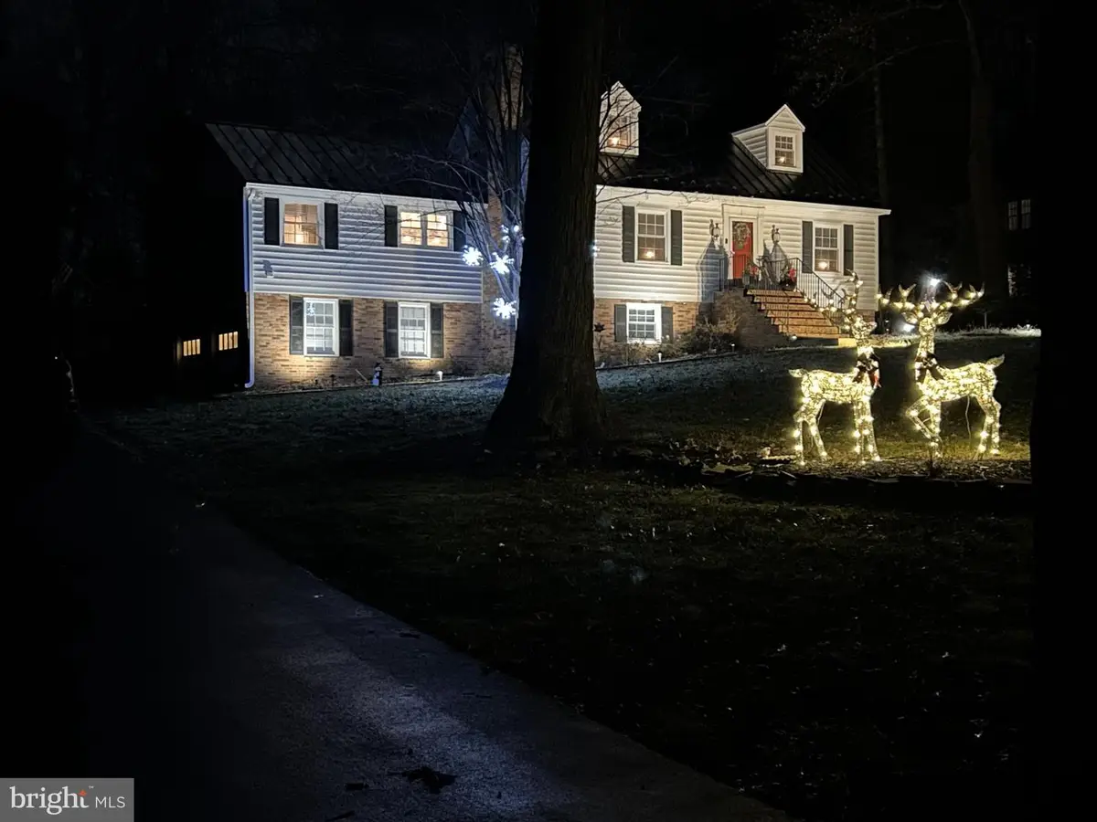 41321 Red Hill Rd, Leesburg, VA 20175 - Image #1