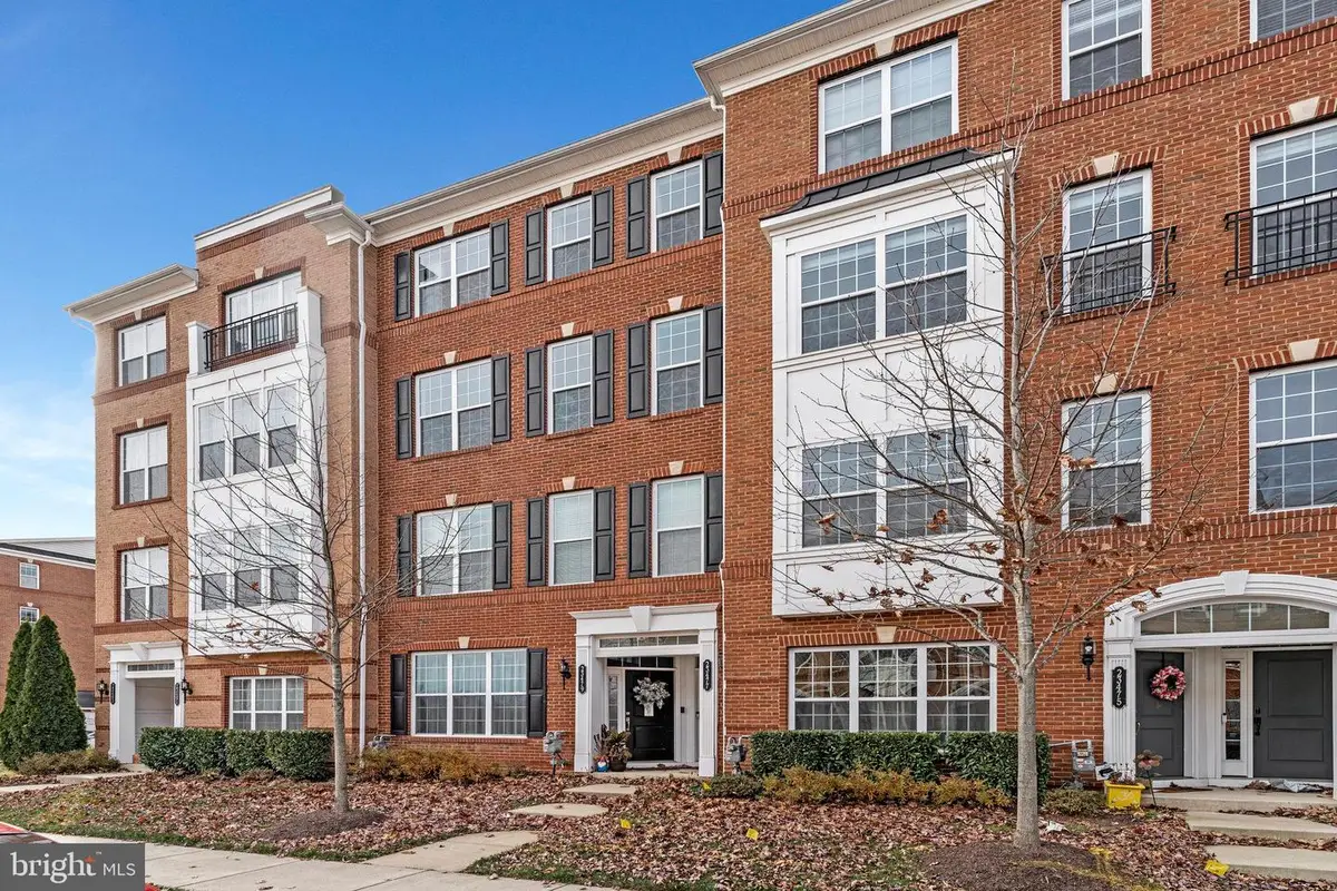 23477 Belvoir Woods Ter, Ashburn, VA 20148 - Image #1
