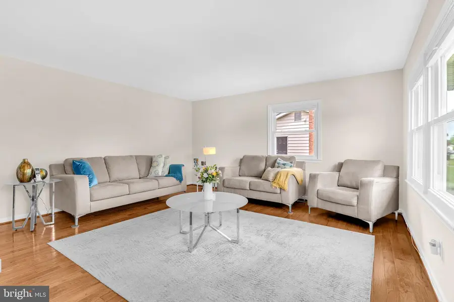 603 N York Rd, Sterling, VA 20164 - Image #3