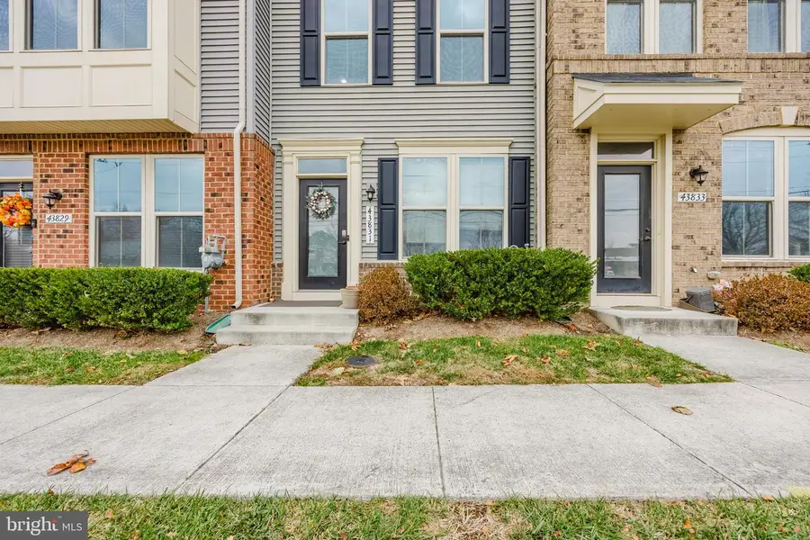 43831 Stubble Corner Sq, Ashburn, VA 20147 - Image #3