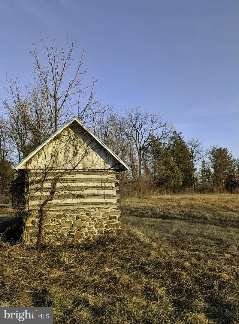 40455 Quarter Branch Rd, Lovettsville, VA 20180 - Image #2