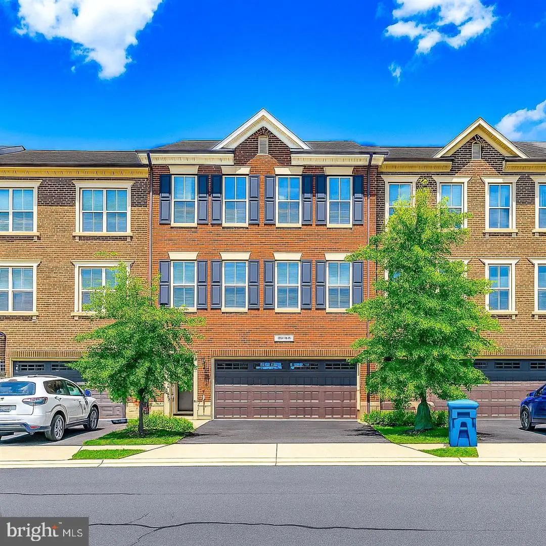 23718 Sailfish Sq, Brambleton, VA 20148 - Image #1