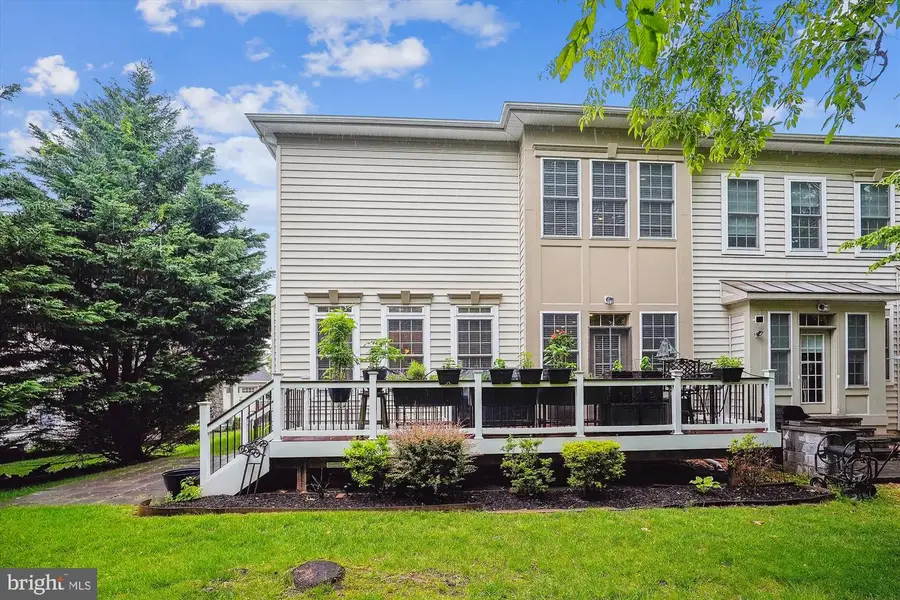 47666 Paulsen Sq, Potomac Falls, VA 20165 - #2
