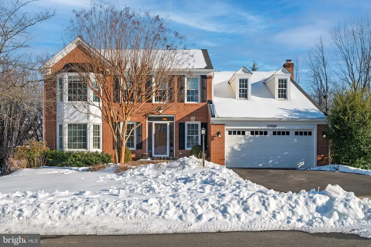 20644 Belwood Ct, Sterling, VA 20165 - #1