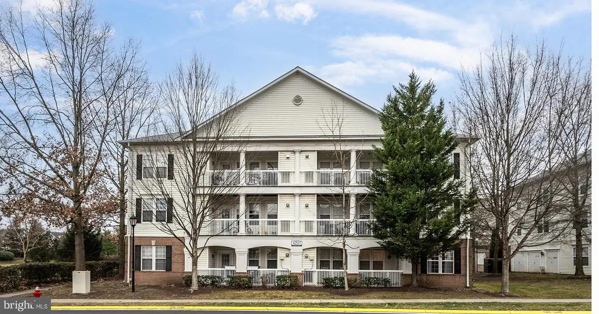 42531 Rockrose Sq #302, Brambleton, VA 20148 - #1