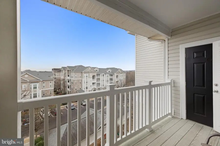 501 Sunset View Ter Se #407, Leesburg, VA 20175 - Image #3