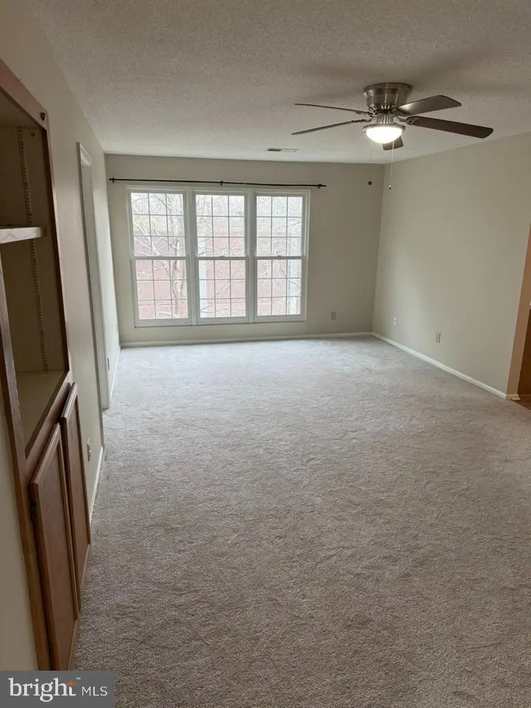 1112 Huntmaster Ter Ne #202, Leesburg, VA 20176 - Image #3