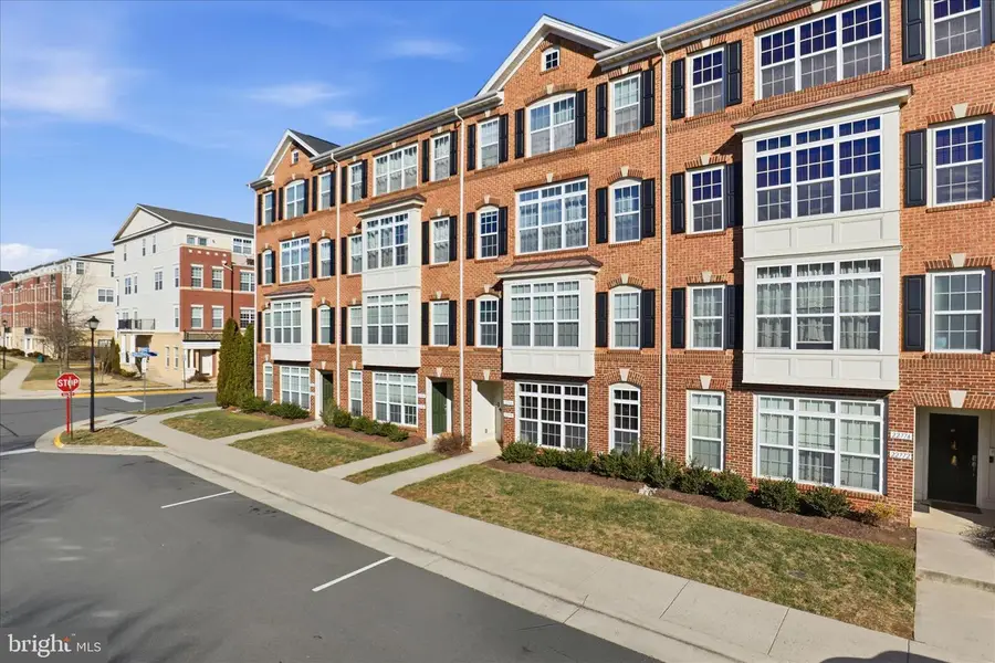 22768 Ferncrest Ter, Brambleton, VA 20148 - Image #3