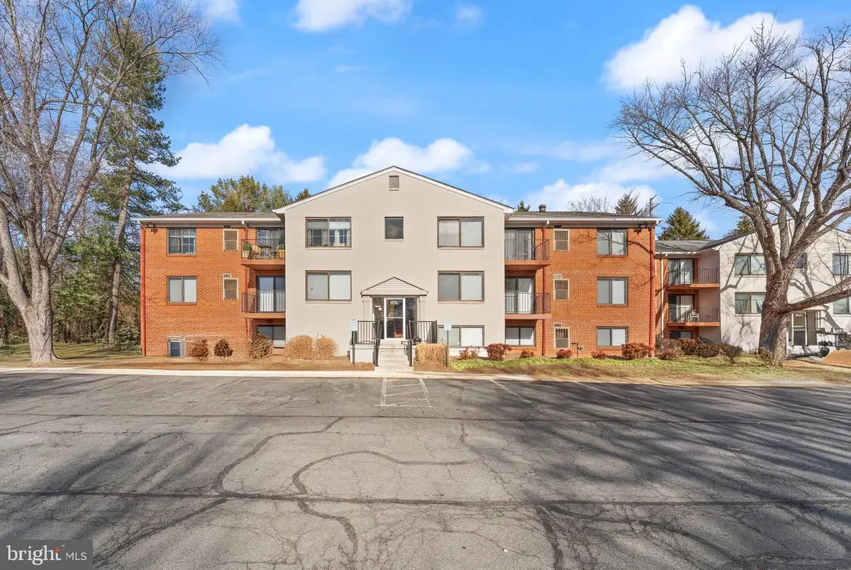 125-l Clubhouse Dr Sw #l-9, Leesburg, VA 20175 - Image #1