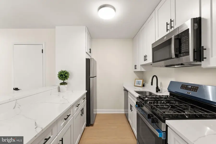 125-l Clubhouse Dr Sw #l-9, Leesburg, VA 20175 - Image #3