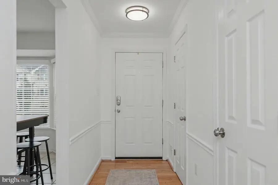 43484 Blacksmith Sq, Ashburn, VA 20147 - Image #2