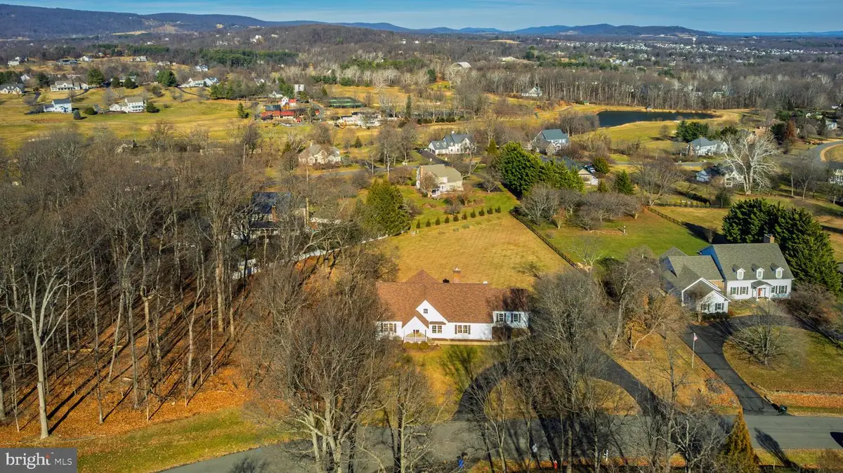 35405 Carnoustie Cir, Round Hill, VA 20141 - Image #1