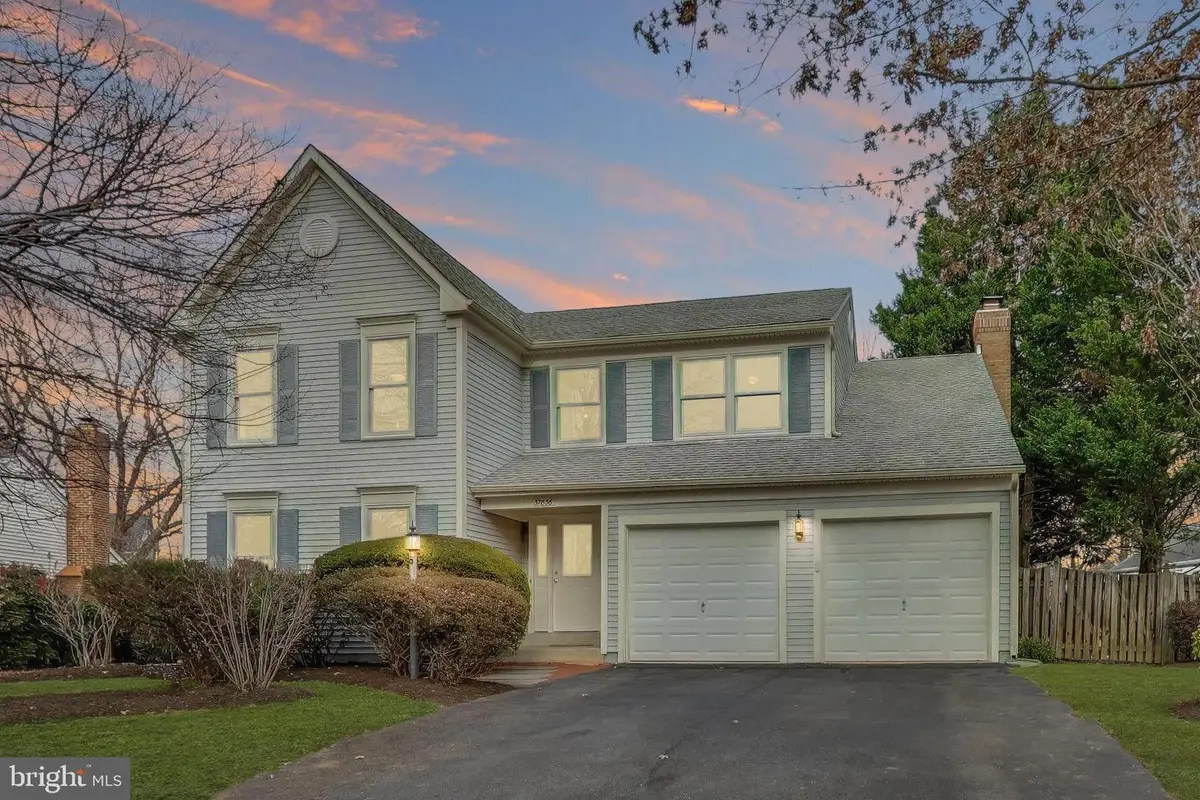 37836 Perkins Ct, Purcellville, VA 20132 - Image #1