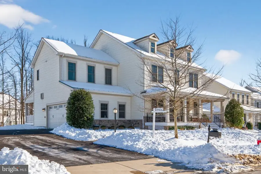 24814 Barrington Grove Ct, Aldie, VA 20105 - Image #2