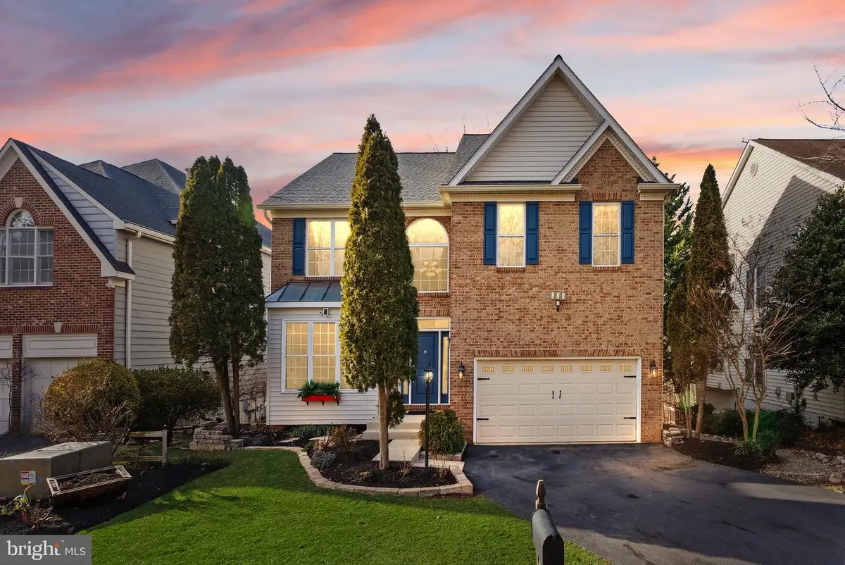 21147 Brookside Ln, Sterling, VA 20165 - Image #1