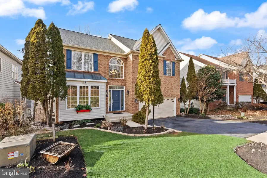 21147 Brookside Ln, Sterling, VA 20165 - Image #3