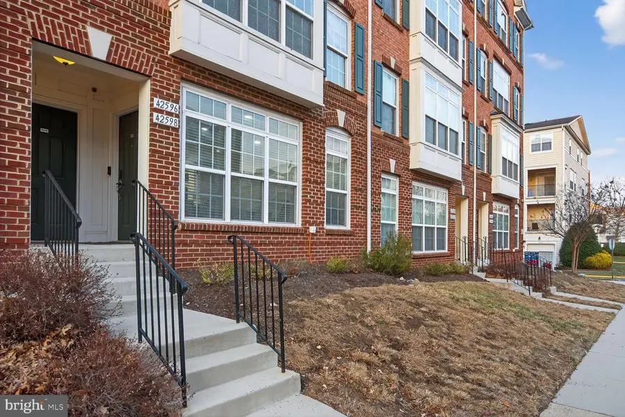 42598 Cardinal Trace Ter, Brambleton, VA 20148 - #3