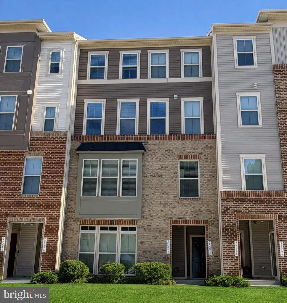 25294 Gray Poplar Ter, Aldie, VA 20105 - #1