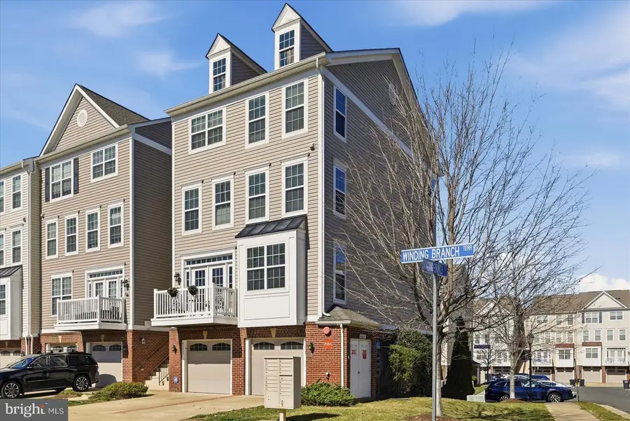 45655 Winding Branch Ter, Sterling, VA 20166 - #2