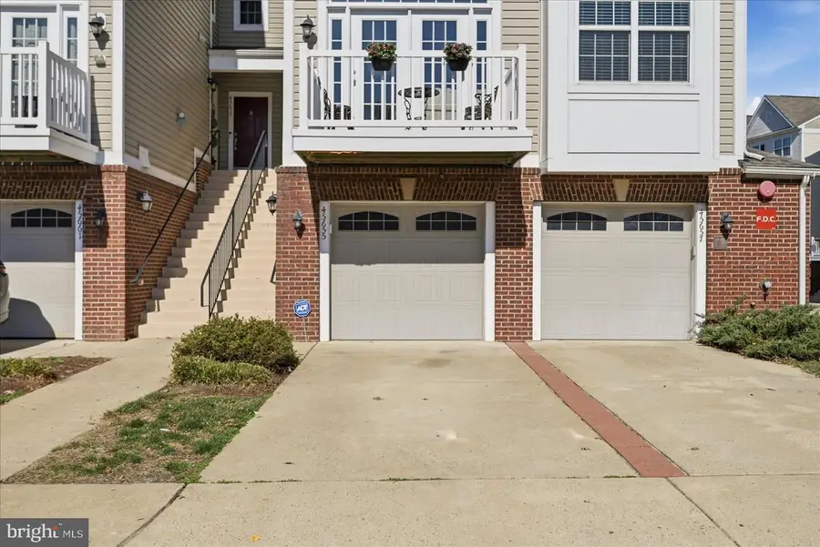 45655 Winding Branch Ter, Sterling, VA 20166 - #3