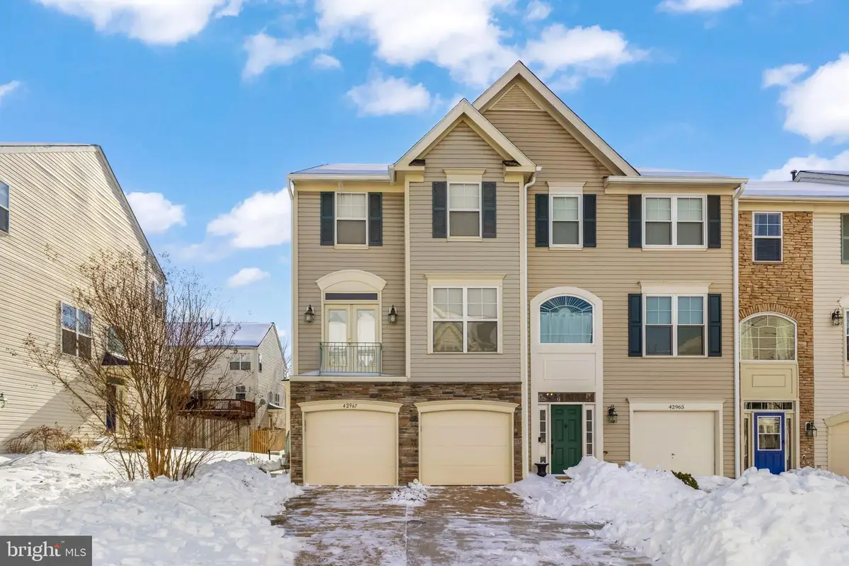 42967 Astell St, Chantilly, VA 20152 - #1