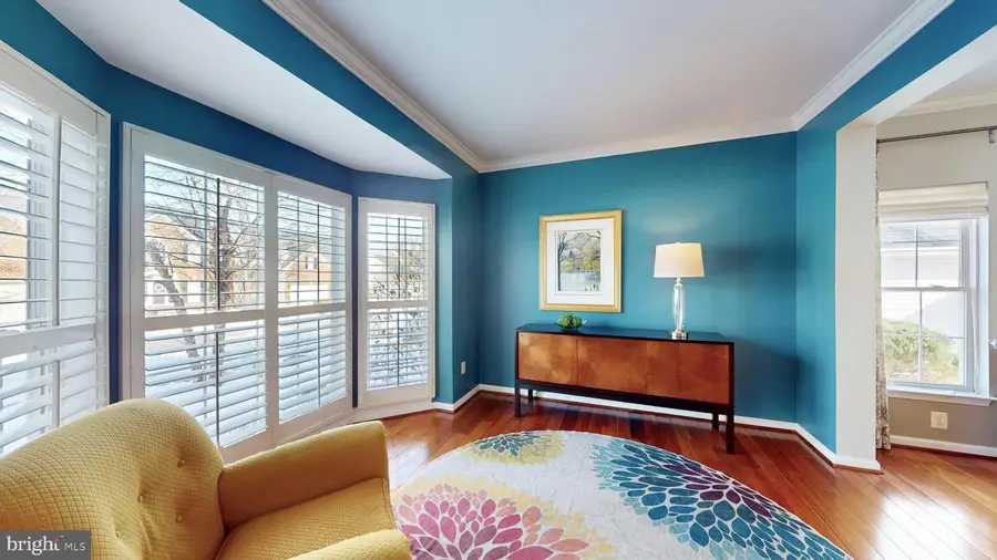 47421 River Crest St, Sterling, VA 20165 - #3