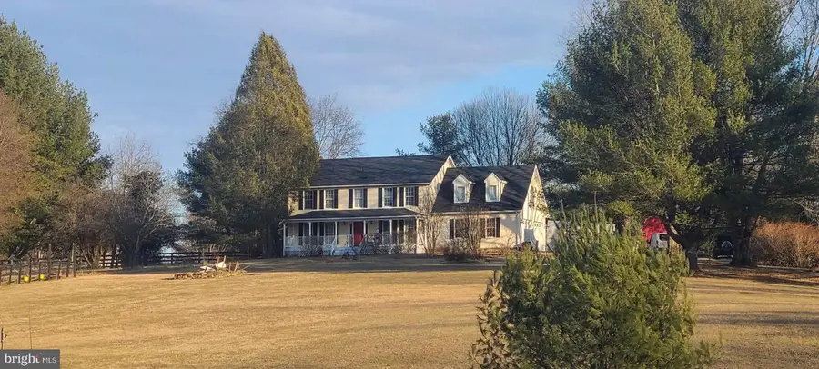 20192 Cockerill Rd, Purcellville, VA 20132 - Image #2