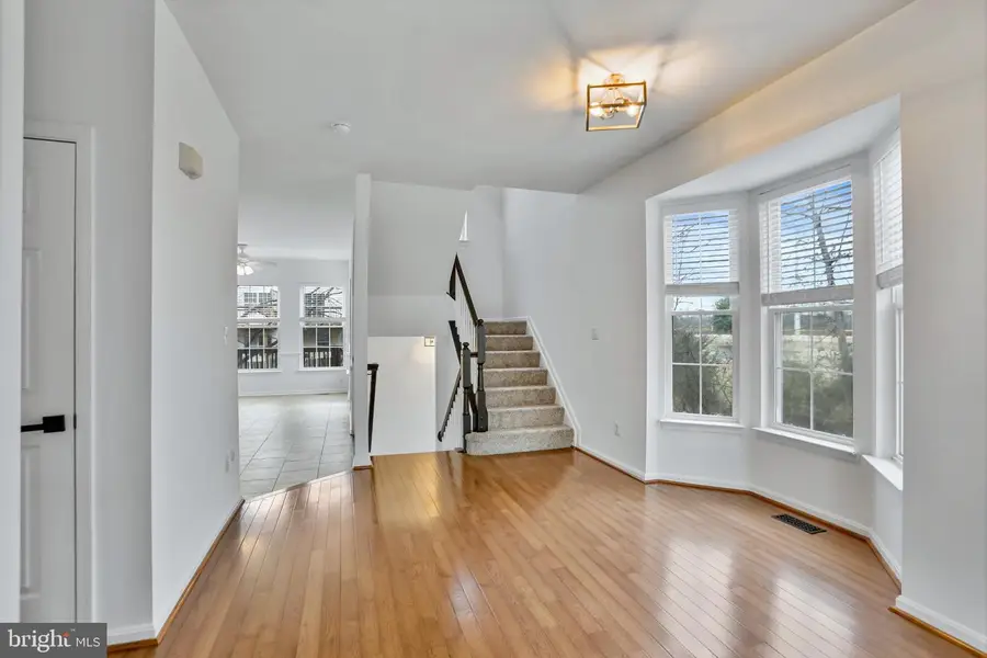 20381 Farmgate Ter, Ashburn, VA 20147 - #3