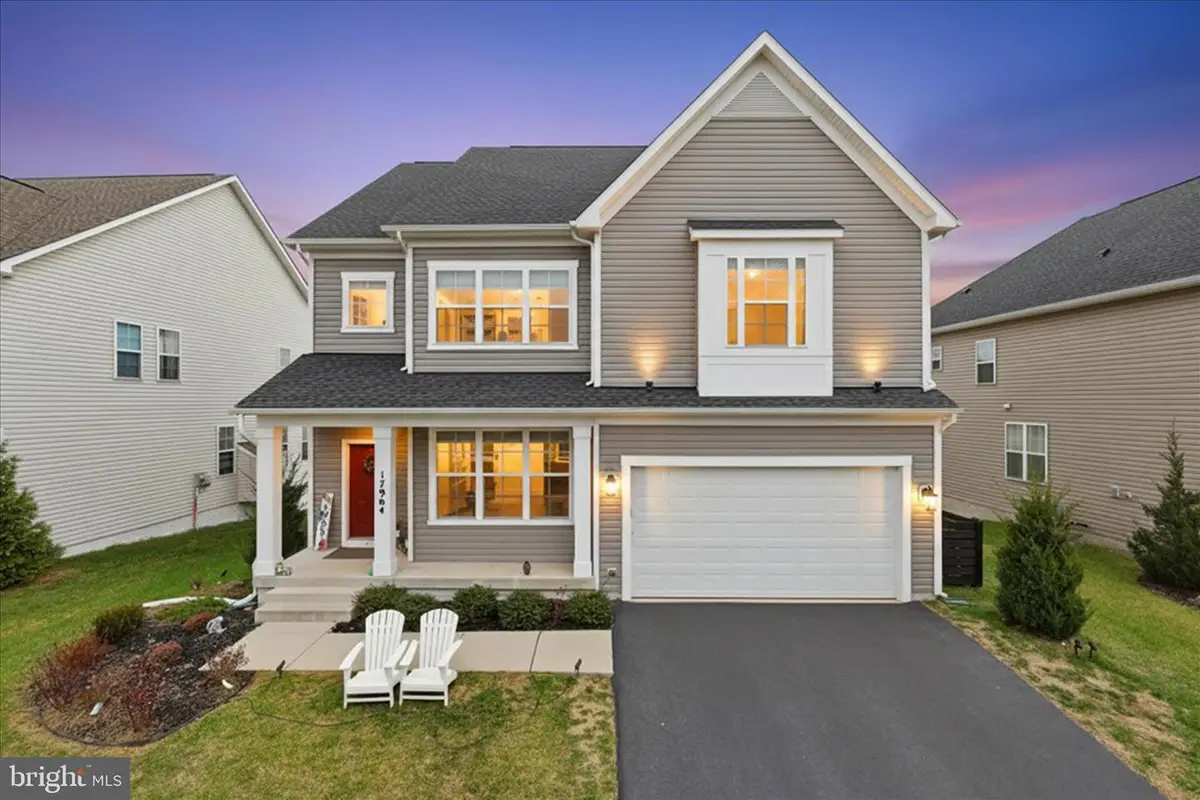 17964 Ridgewood Pl, Round Hill, VA 20141 - #1