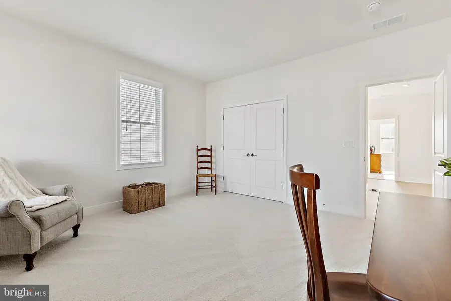 44490 Coalport Ter, Ashburn, VA 20147 - Image #2